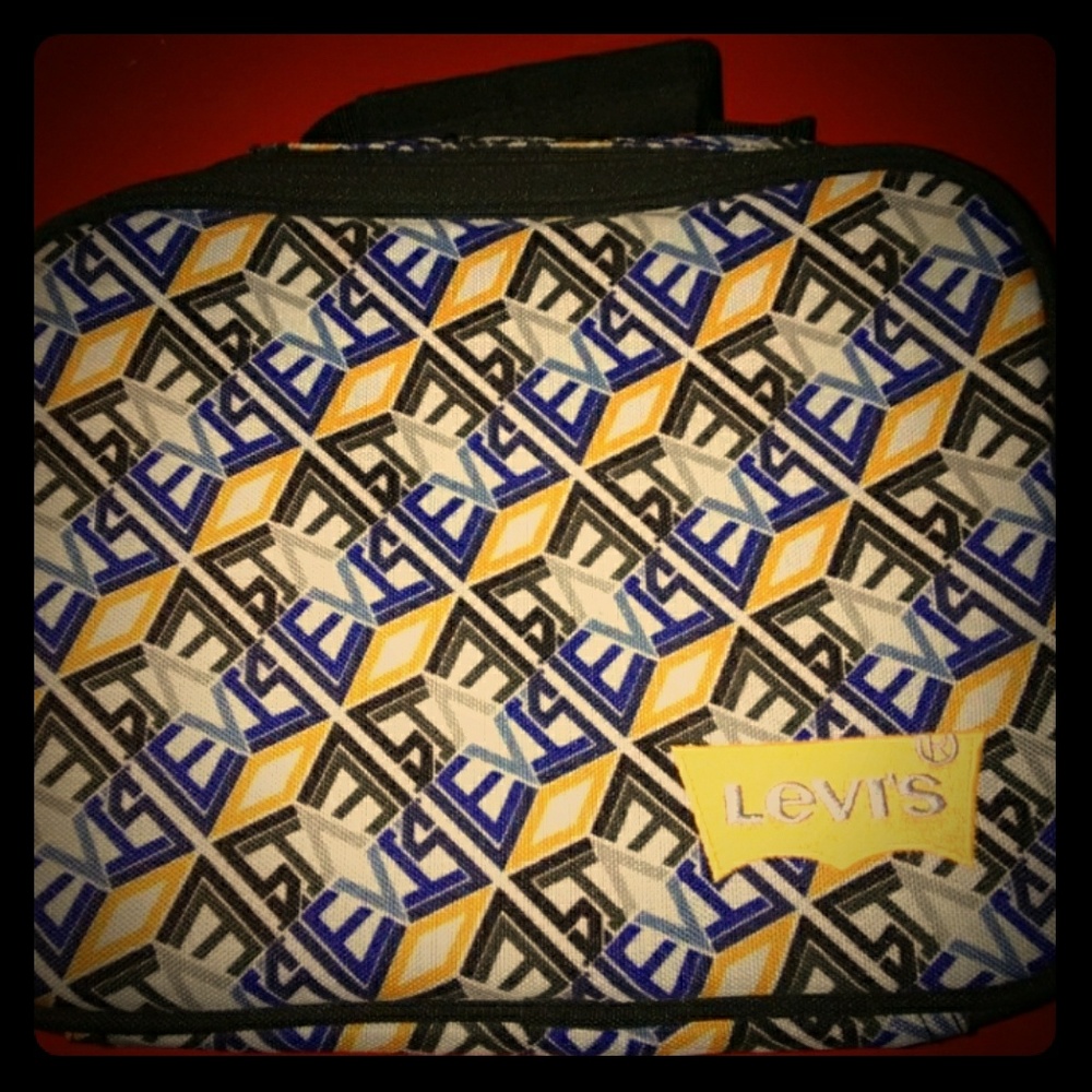 Levi's Case